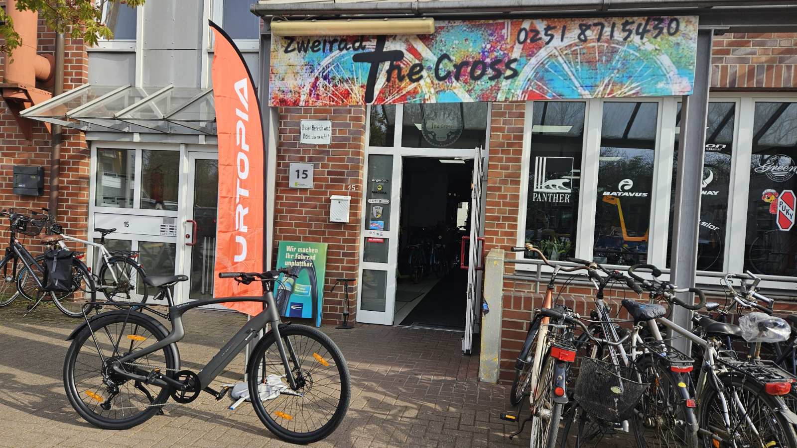 Bicycle workshop search - Ohne Termin vorbeikommen - North Rhine-Westphalia - The  Cross.
come & see - Zweirad-Fachgeschäft The Cross