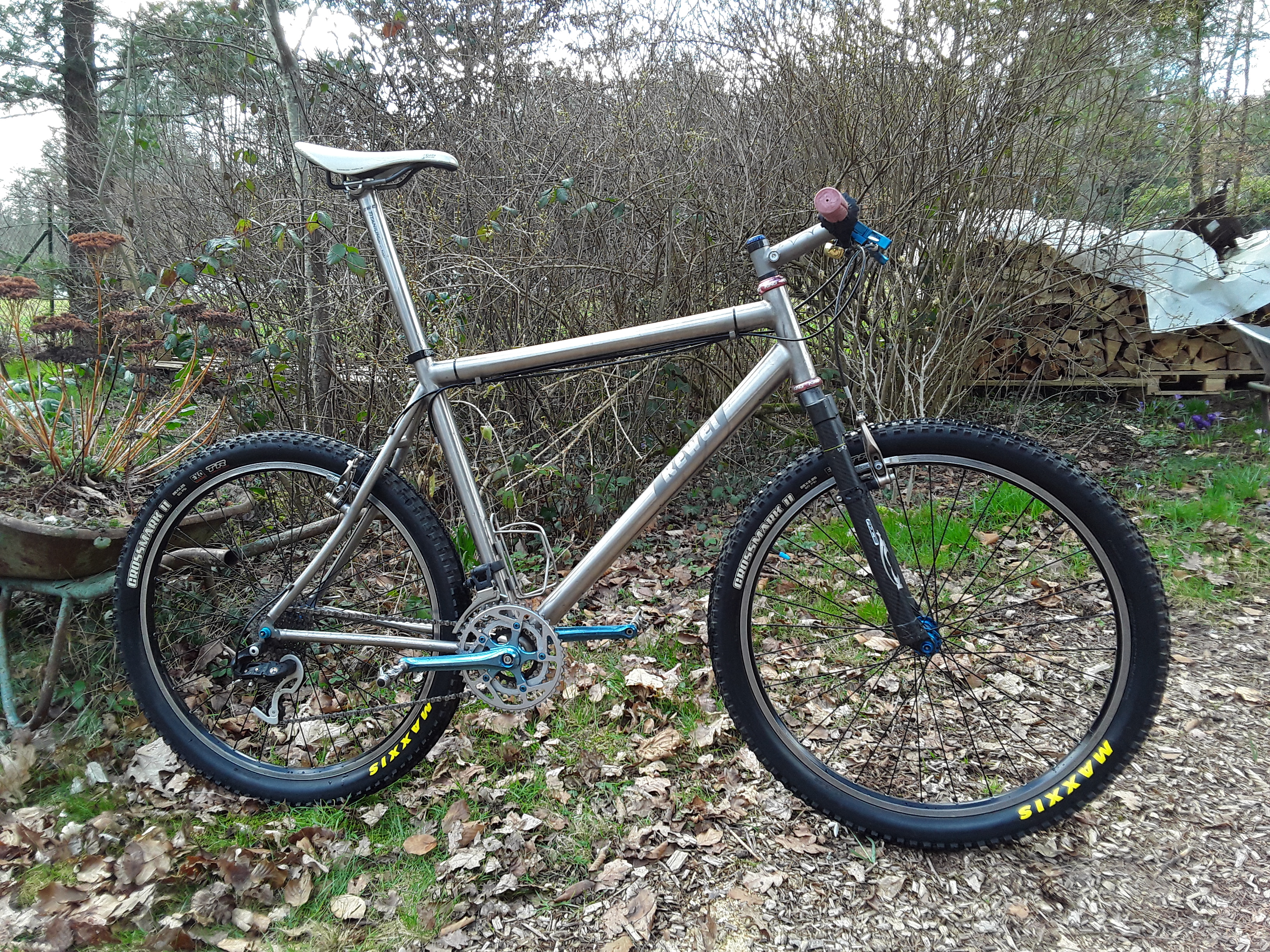 Fahrradwerkstatt: Revel Custom  - UlisVeloService