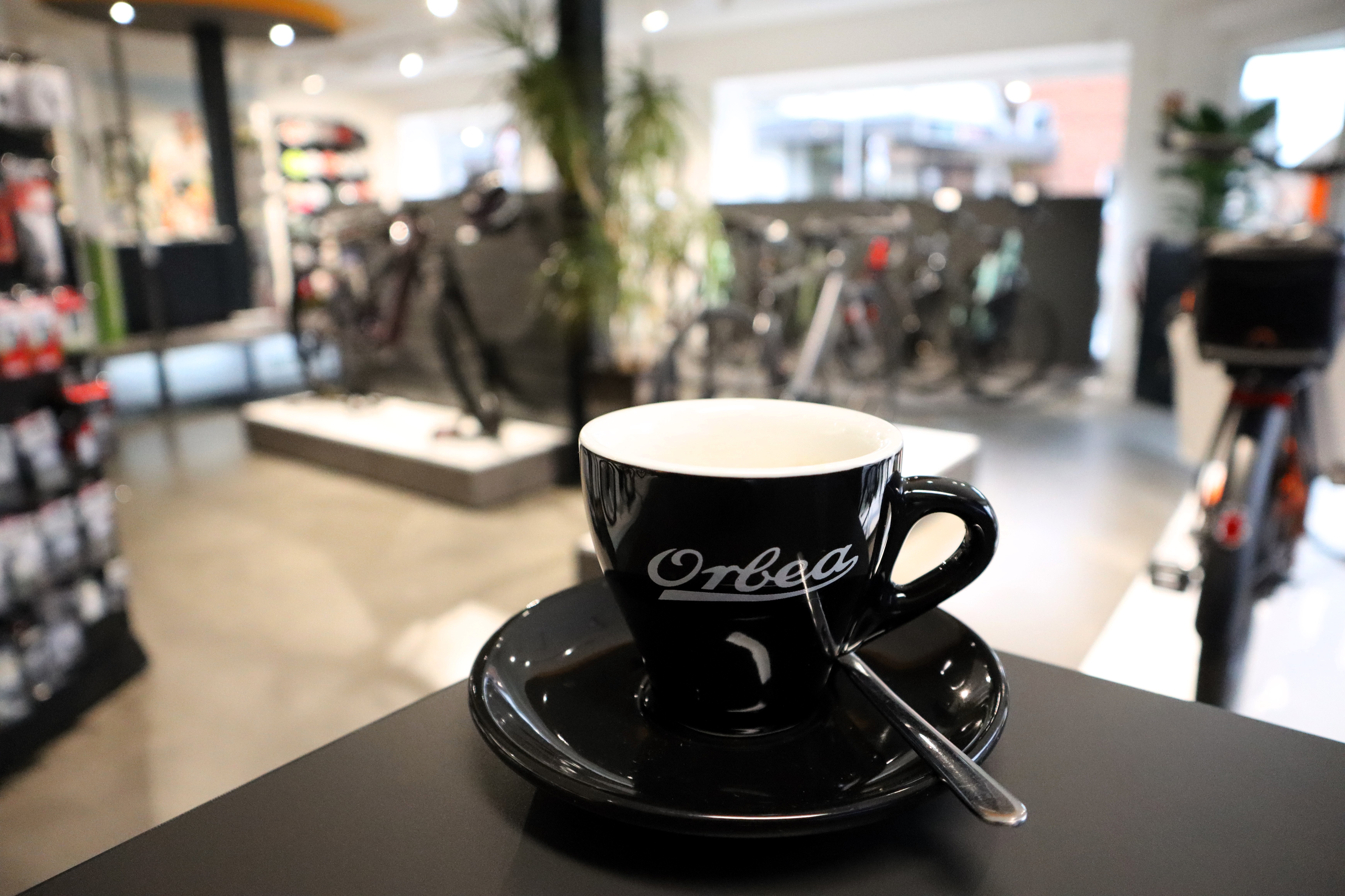 Fahrradwerkstatt: Kaffee - Bike-Milte vit:bikes