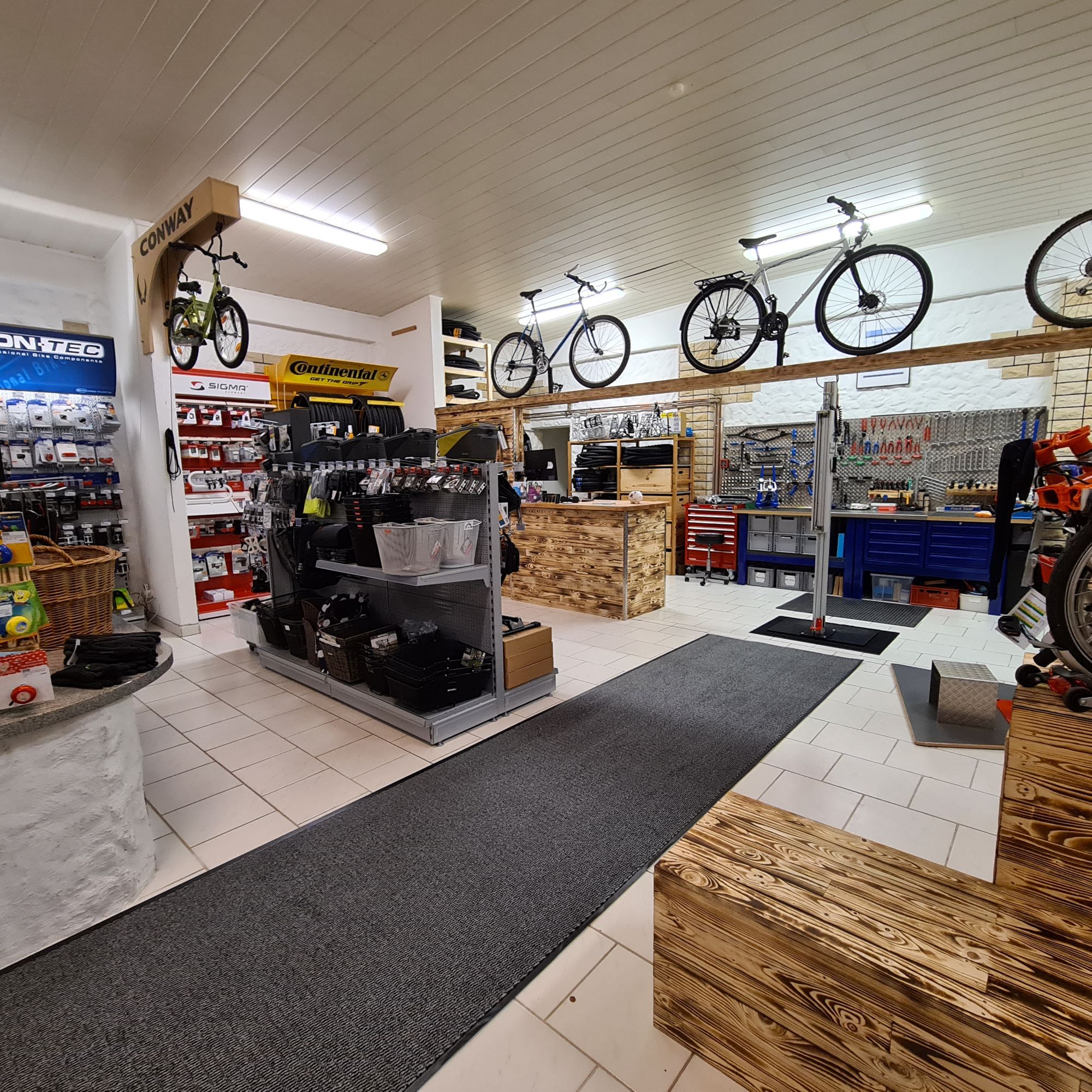 Fahrradwerkstatt Suche - Softwareupdate und Diagnose: Bosch - Trebur - Ladenansicht innen links - FM Radservice