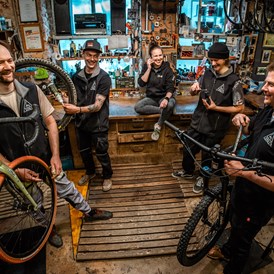 Fahrradwerkstatt: dein Lemur Bike Team - Lemur Bike
