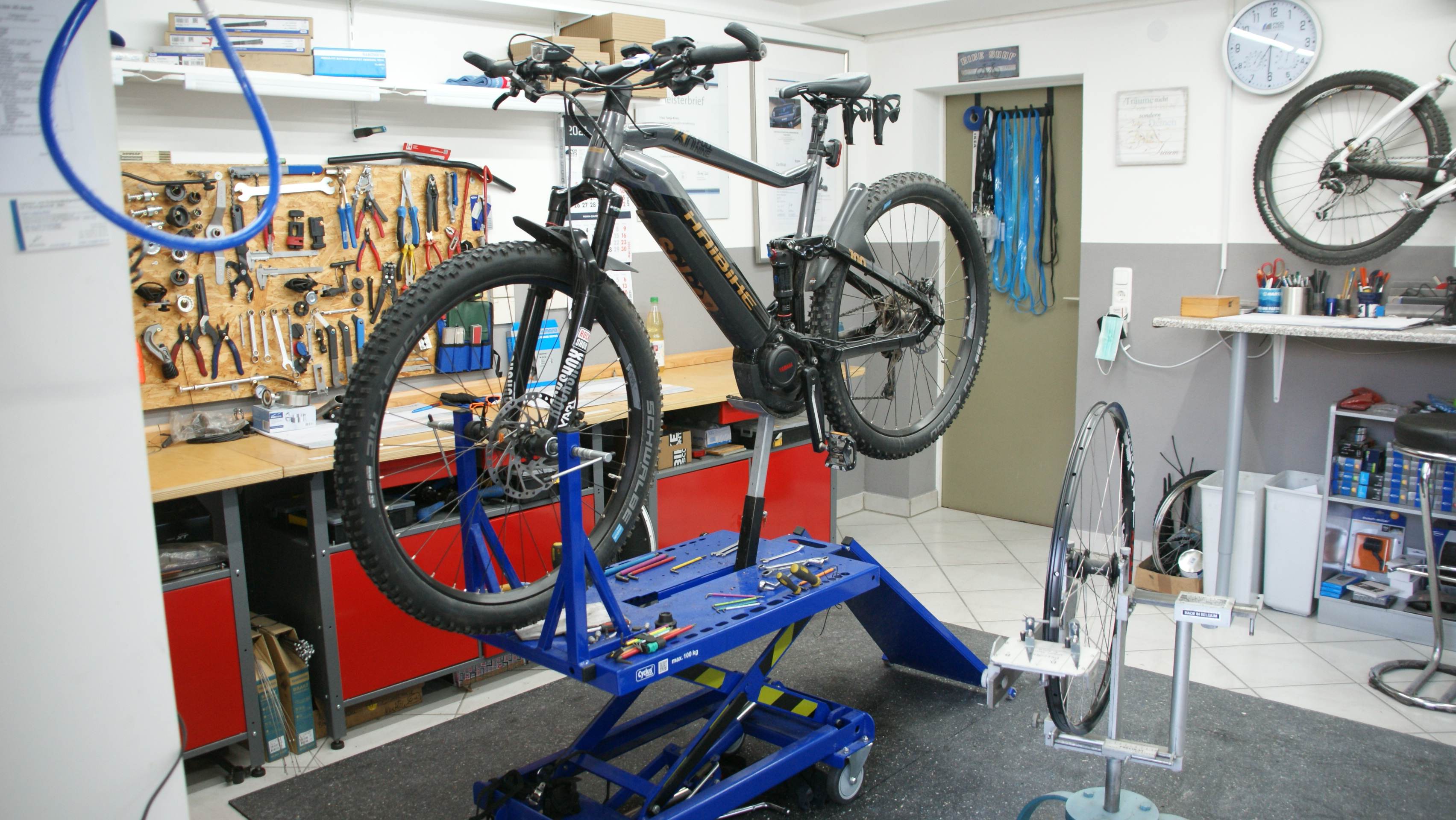 Fahrradwerkstatt: Fahrrad-Meisterwerkstatt Kreis