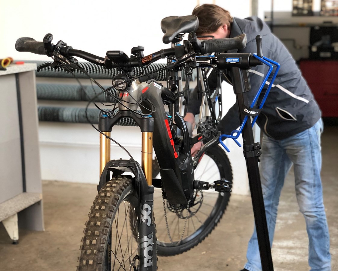 Fahrradwerkstatt: Service für E-Bikes - BB Fahrzeugservice GmbH