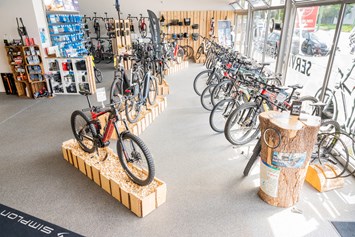 Fahrradwerkstatt: SERVICE4BIKES Bike Shop Neu-Ulm